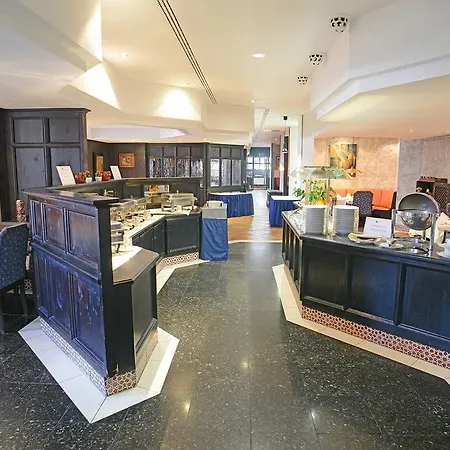 Messehotel Europe 4*