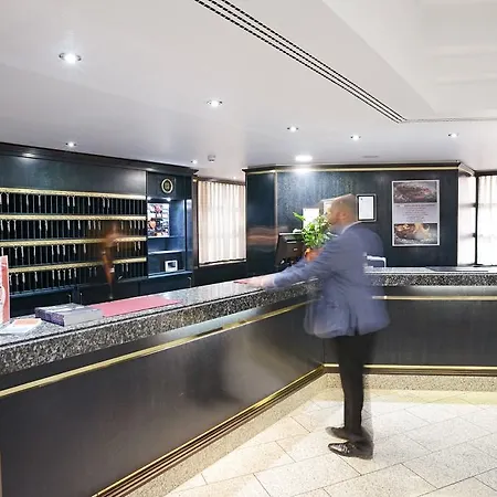 Messehotel Europe Hotell 4*