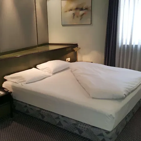 Messehotel Europe 4* Stuttgart