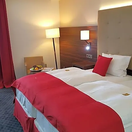 Messehotel Europe 4*