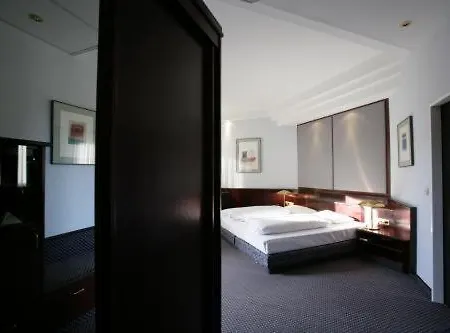 Messehotel Europe 4* Stuttgart