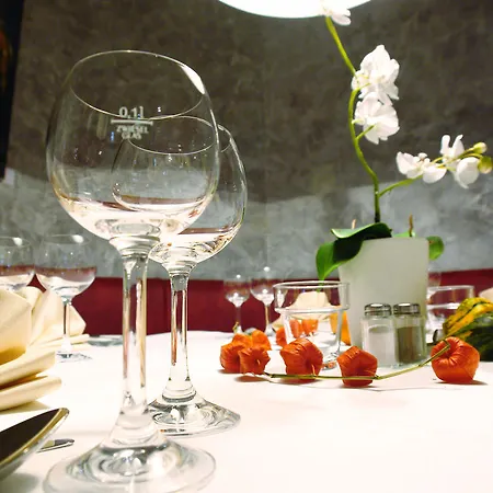 Hotell Messehotel Europe 4*