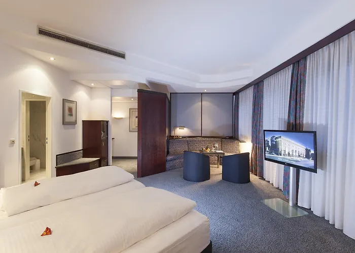 ホテル Messehotel Europe 4*