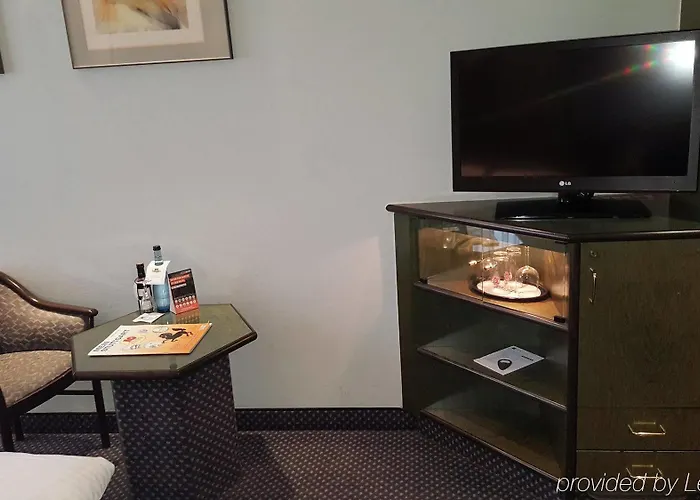 Messehotel Europe 4*